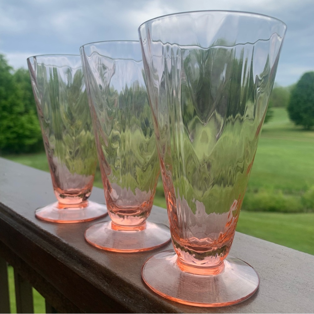 Pink Depression Glass (Anna Rose Morgantown Diamond / Peacock Optic pattern )